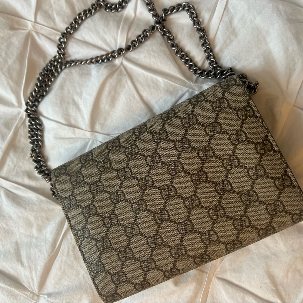 Gucci Dionysus GG supreme wallet on a chain - Picture 2 of 5